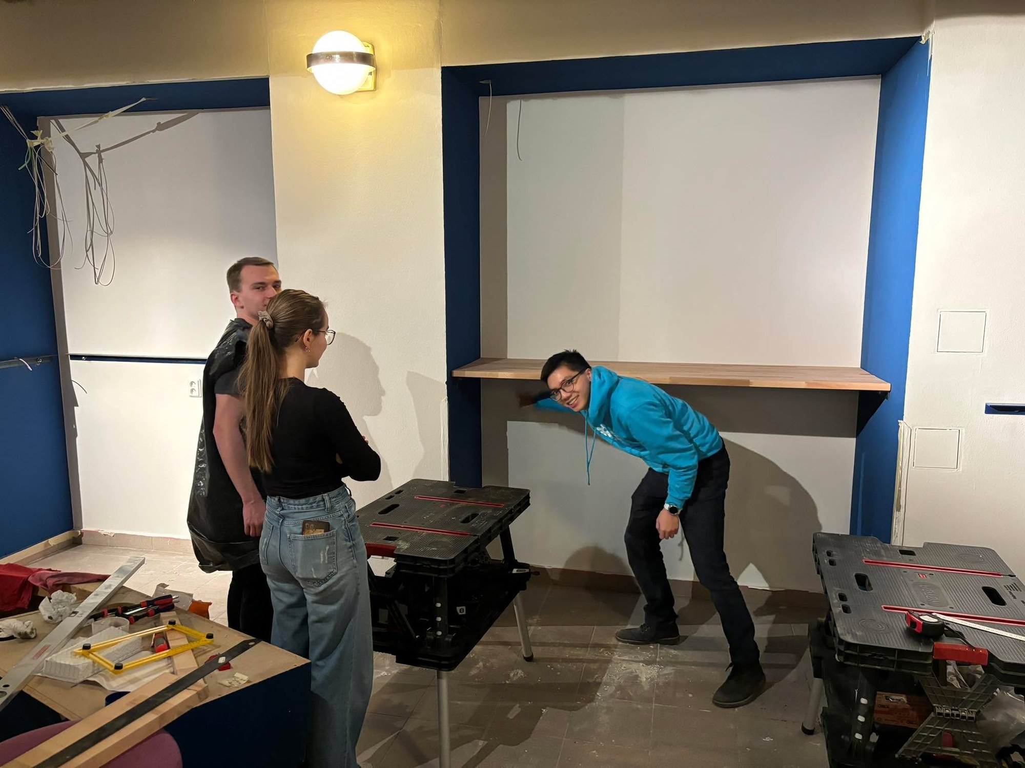 Building the bar counter